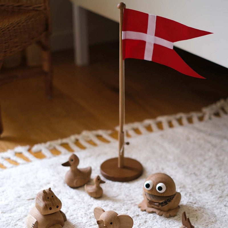 Træfigurer som dåbsgave og pynt til børneværelset