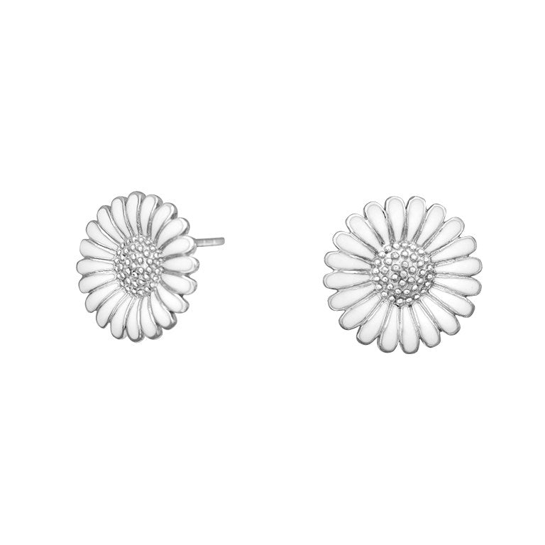 Siersbøl marguerit ørestikker i sølv med hvid emalje, klassisk blomsterdesign på 10 mm