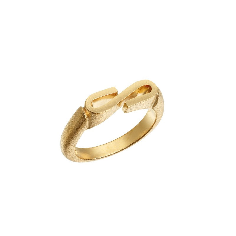 Initials Ring i forgyldt sølv med bogstaver