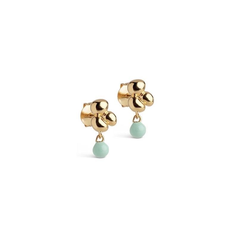 Nala Ball øreringene i forgyldt sølv med mint perle fra Enamel Copenhagen