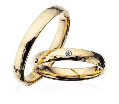 Vielsesringe - Guldringe 8-14 kt. hamret i 3,5 mm (med eller uden brillant)