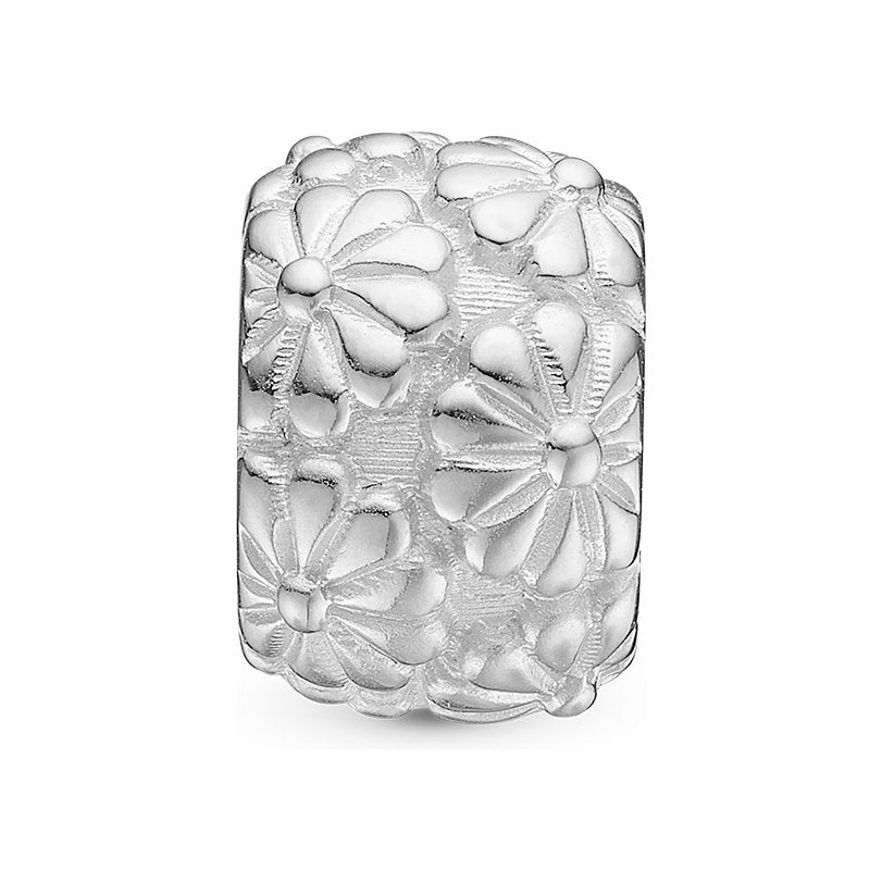 Christina Marguerits with Love charm i sølv til læderarmbånd