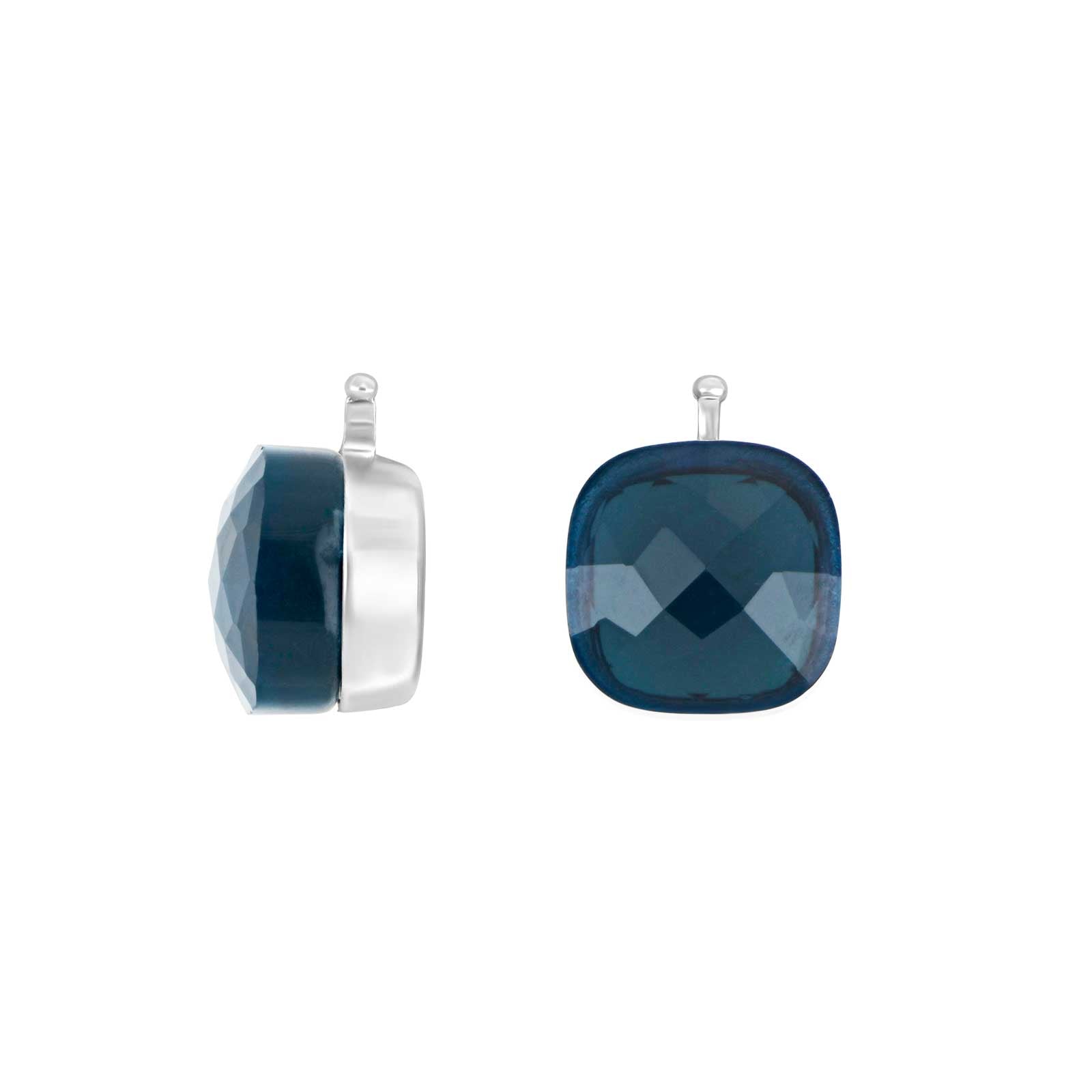 Heide Heinzendorff Kvartsglas vedhæng i rhodineret sølv med hvid, facetteret firkantet kvartsglas på 12x12 mm.
