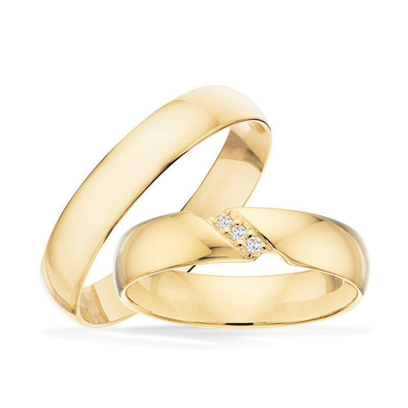 Guldringe fra Scrouples – vielsesringe med diagonalt isatte brillanter i 8 eller 14 kt guld