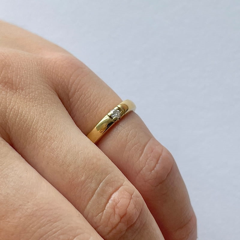 Grace Alliance ring i 14 kt. guld med 0,11ct