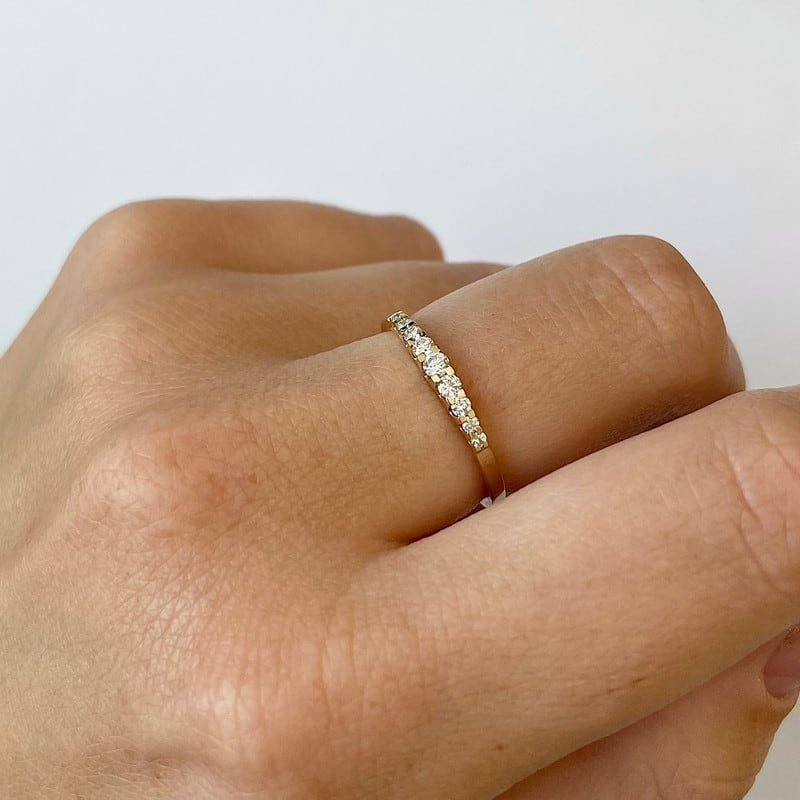 14kt Empire Diamantring i guld med 0,24ct