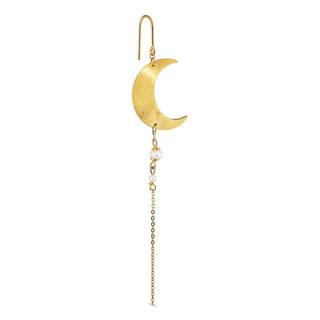 Jane Kønig Half Moon ørering i 18 karat forgyldt sølv med delikat kæde og to perler