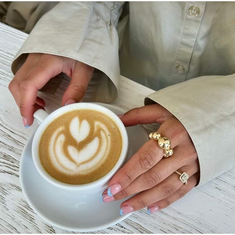 Elizabeth diamant ring i 14 karat guld fra Mads Z 2