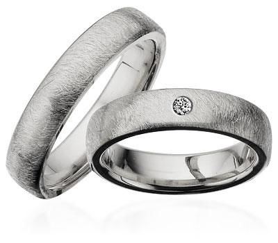 Vielsesringe - Hvidguld 14 kt. frostet i 5 mm (med eller uden brillant)