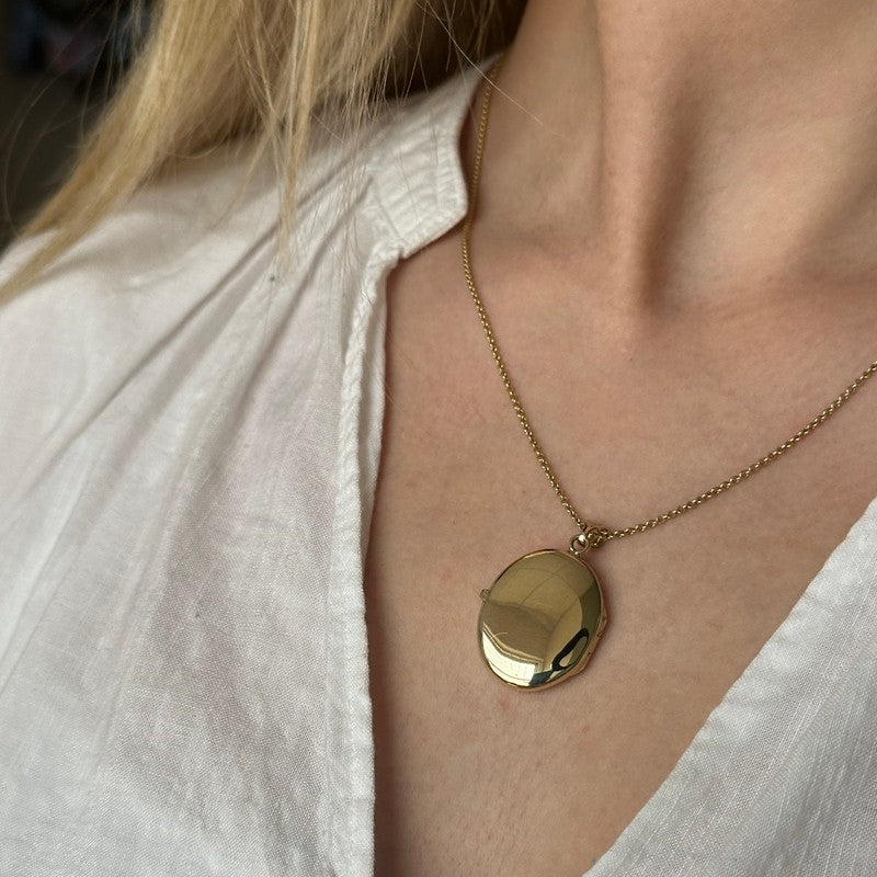 Blank Oval Medaljon i 8-14 karat - medium