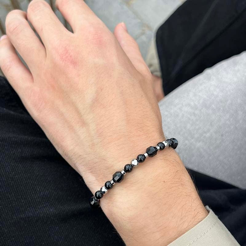 Rico's armbånd i stål med perler i sort agat