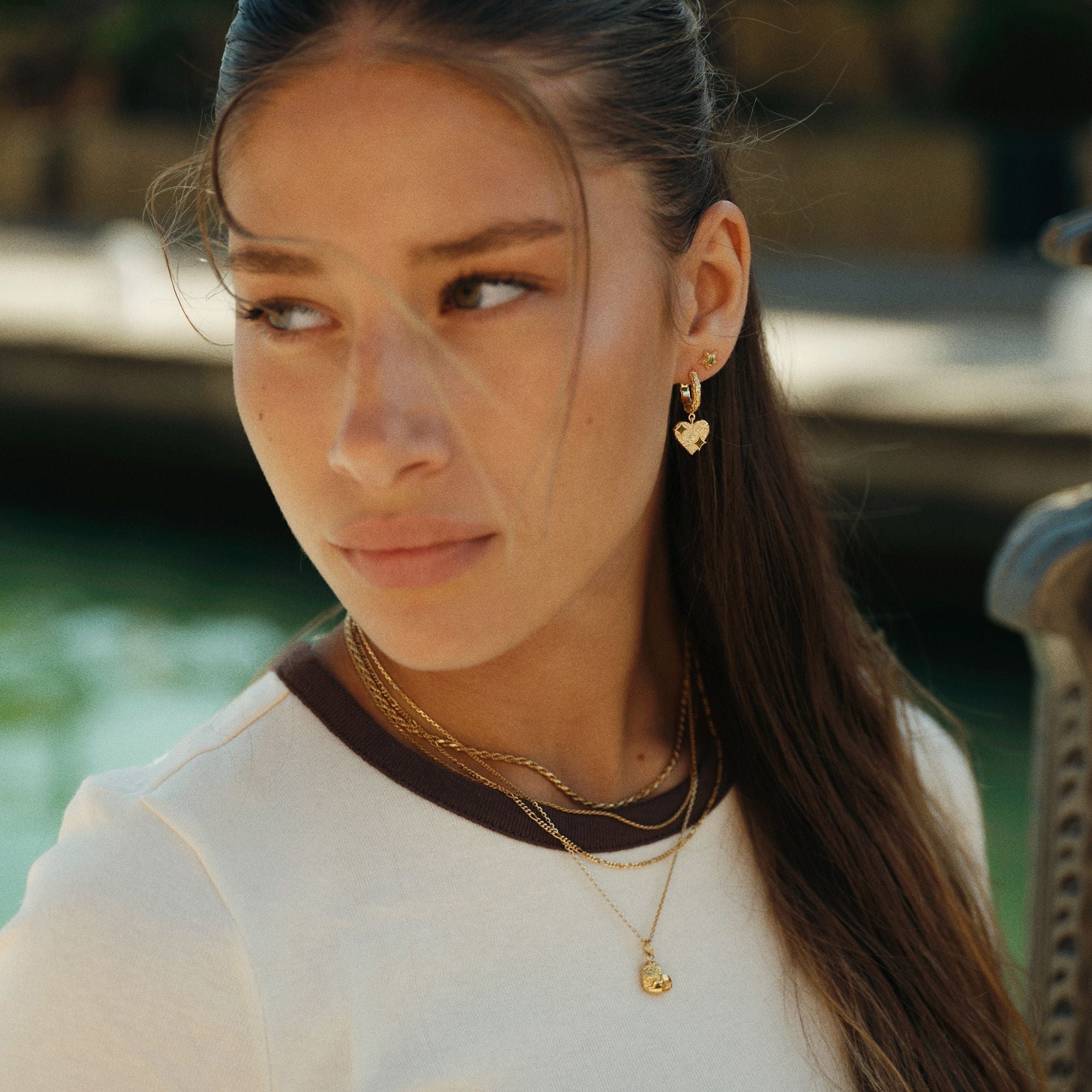 Camille Brinch Sparkly Star Gem Stud Earrings forgyldt styling