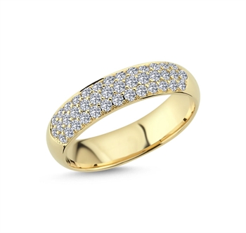 Beauté diamantring i 14 kt guld med i alt 0,60ct